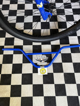 Load image into Gallery viewer, 29" GT Performer BMX Cruiser Custom