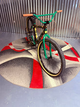 Load image into Gallery viewer, SE &quot;Big Flyer&quot; 29er Green Camo
